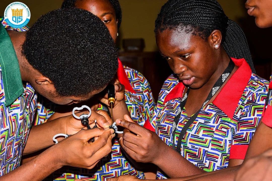 LEADERSHIP AT OLASHORE